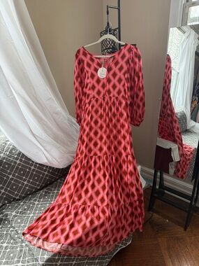 Maxi Dress in Pink Geometric Print